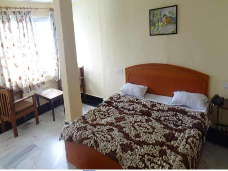 Treebo Mayur, Mall Road Mussoorie Dış mekan fotoğraf
