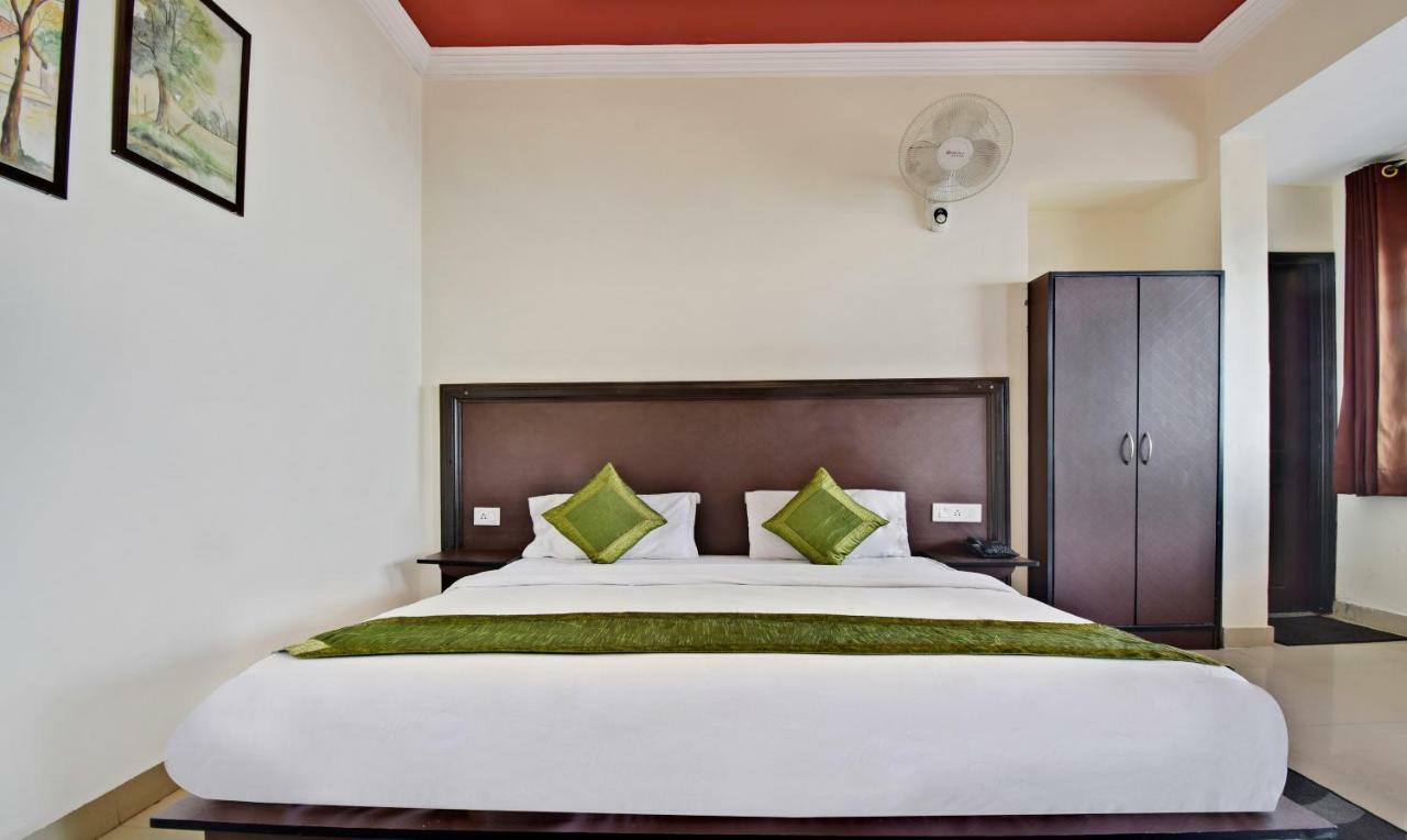 Treebo Mayur, Mall Road Mussoorie Dış mekan fotoğraf