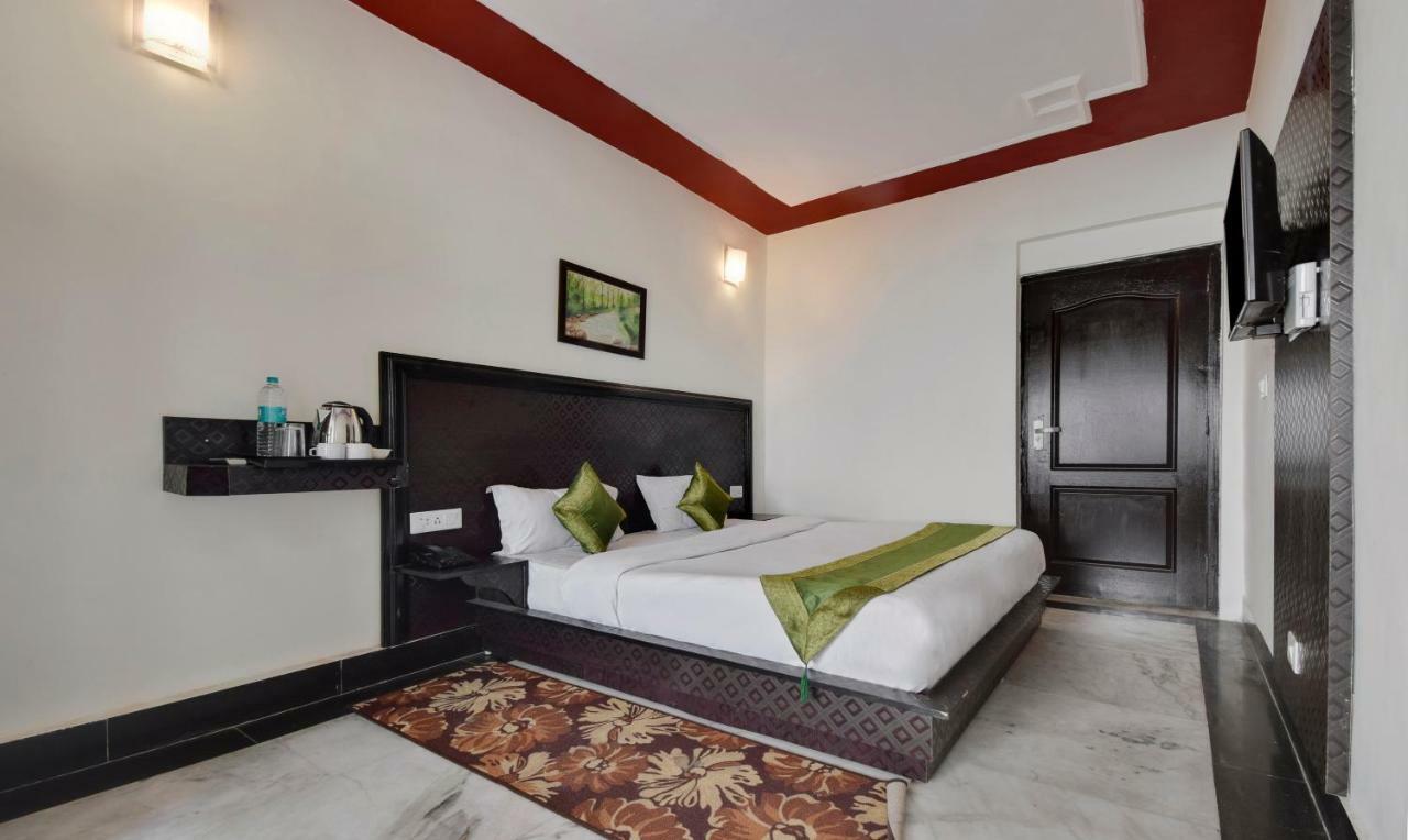 Treebo Mayur, Mall Road Mussoorie Dış mekan fotoğraf